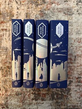 Marissa Meyer Lunar Chronicles SEs from FairyLoot